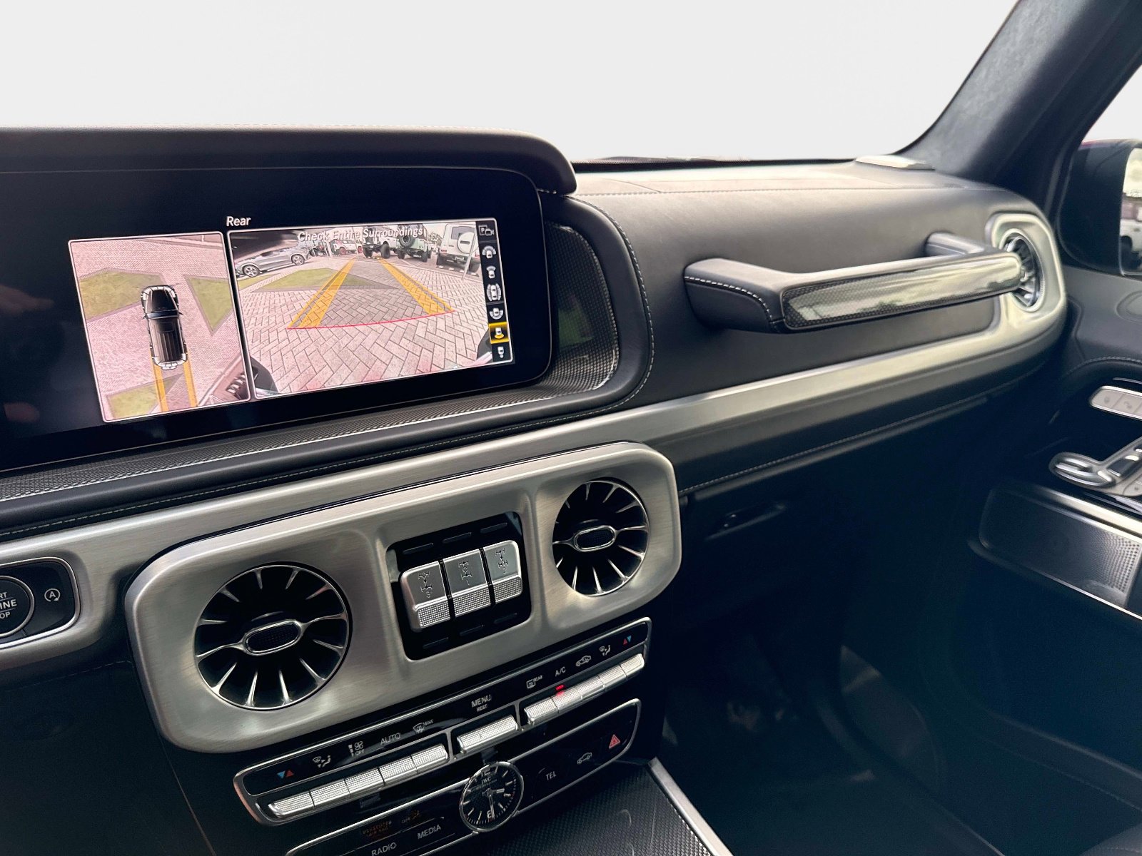 Certified 2022 Mercedes-Benz G 63 AMG 4MATIC image 25