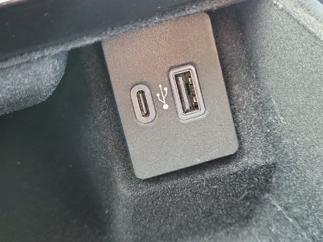 Certified 2023 Lincoln Nautilus AWD image 29