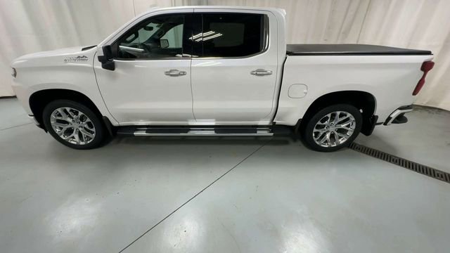 Used 2021 Chevrolet Silverado 1500 High Country w/ Technology Package image 5
