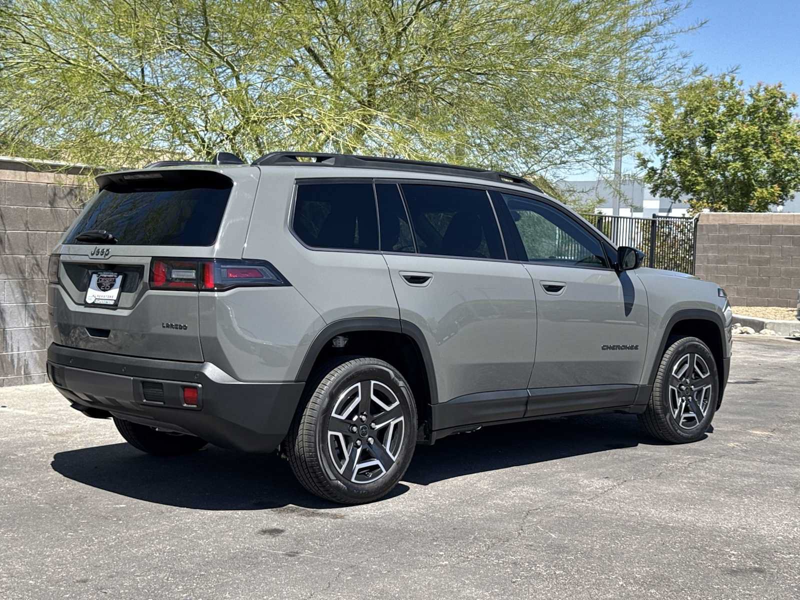 New 2026 Jeep Cherokee Laredo AWD/4WD image 9