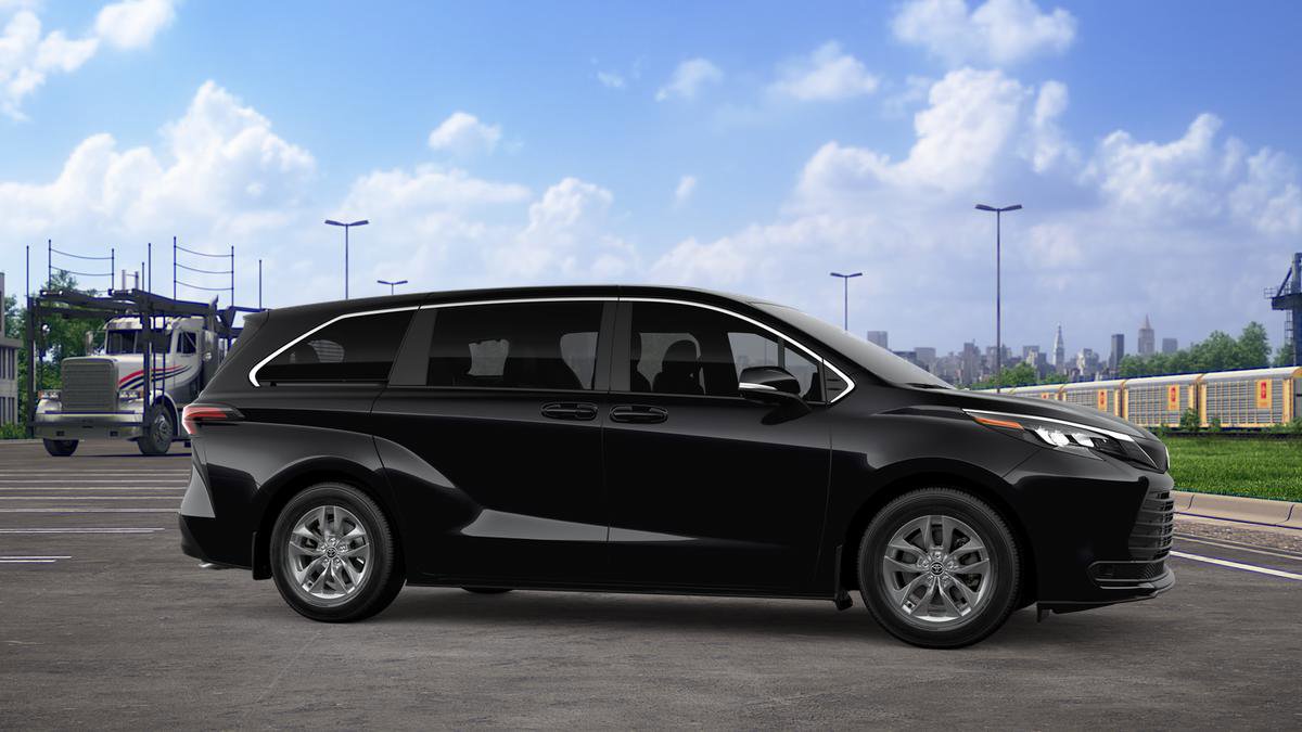 New 2026 Toyota Sienna LE AWD/4WD image 15