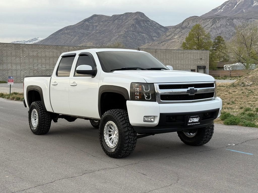 Used 2007 Chevrolet Silverado 1500 LTZ w/ Safety Package AWD/4WD image 1