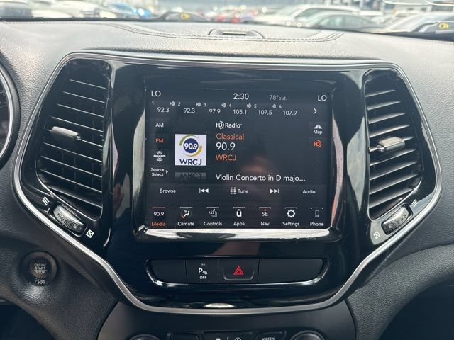 Used 2020 Jeep Cherokee High Altitude AWD/4WD image 16