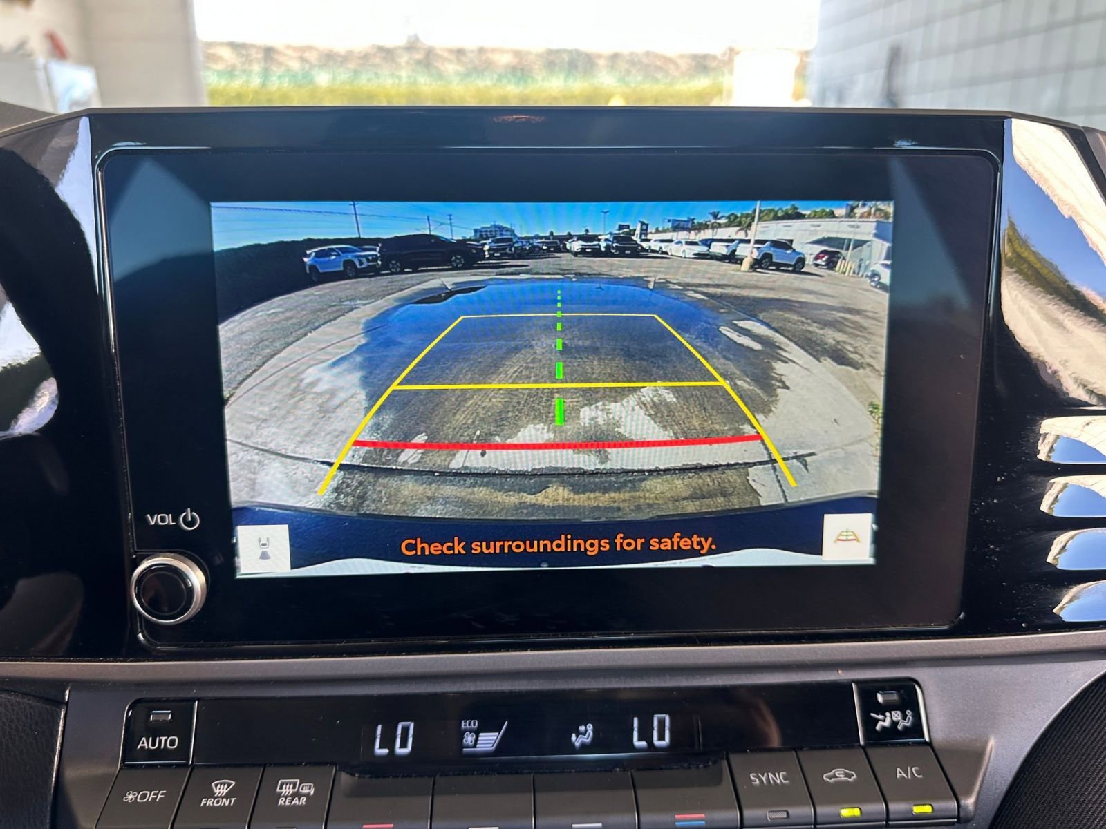 Used 2025 Toyota Camry LE image 17