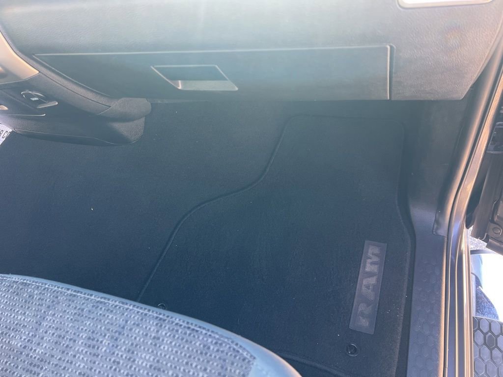 Used 2015 RAM 1500 Big Horn image 45