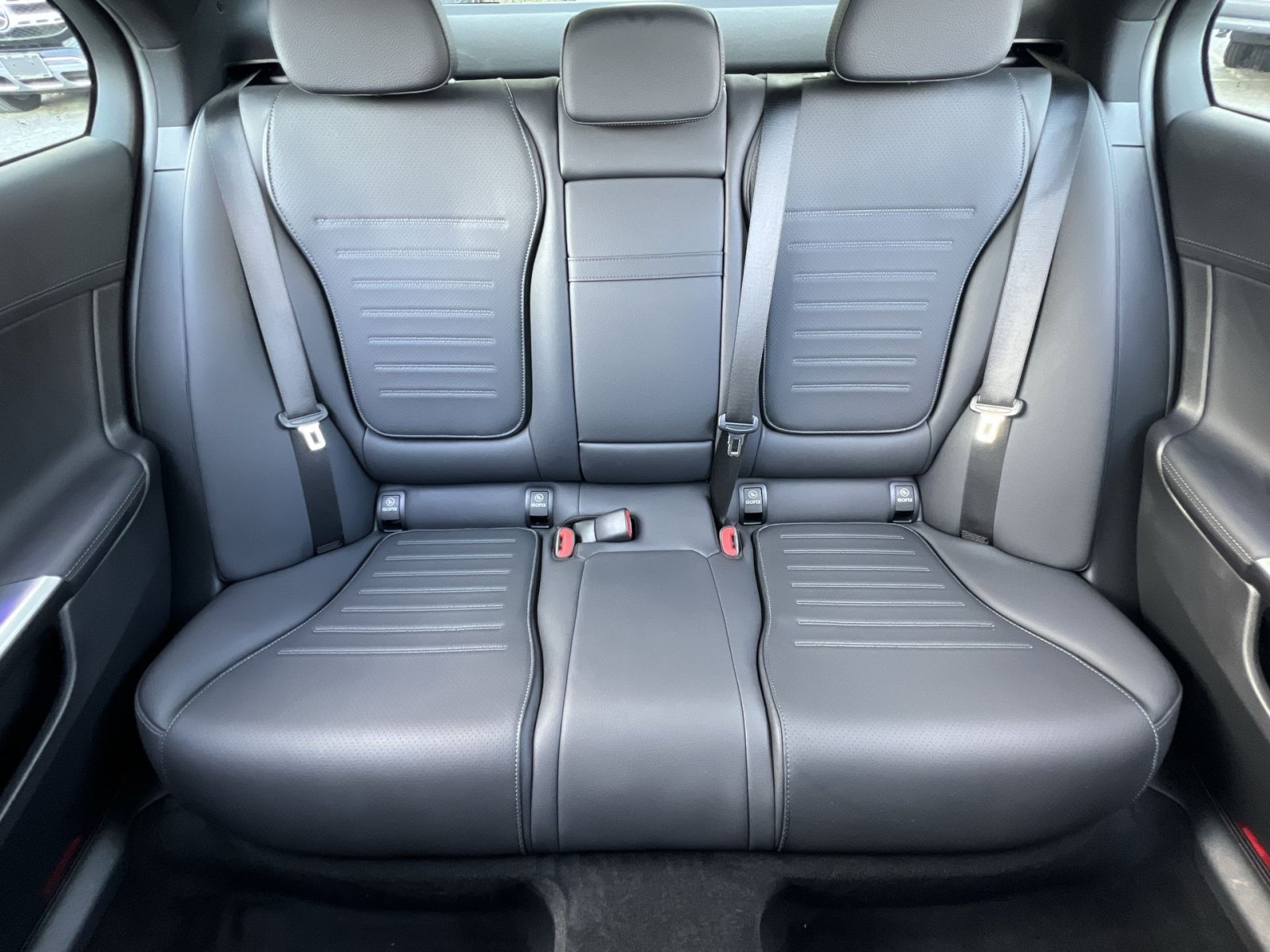 Used 2023 Mercedes-Benz C 300 4MATIC Sedan image 15