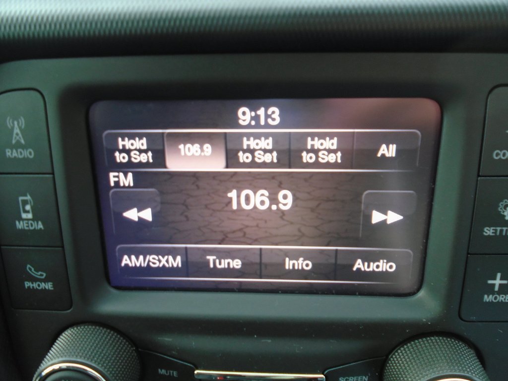 Certified 2021 Jeep Wrangler Sport AWD/4WD image 13