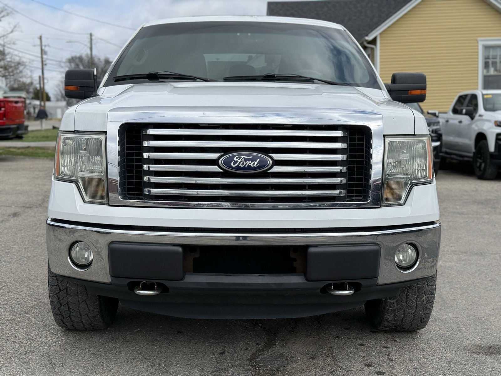 Used 2011 Ford F150 XLT w/ XLT Chrome Pkg image 9