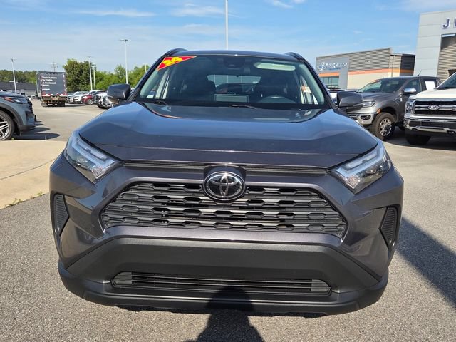 Used 2024 Toyota RAV4 XLE AWD/4WD image 2