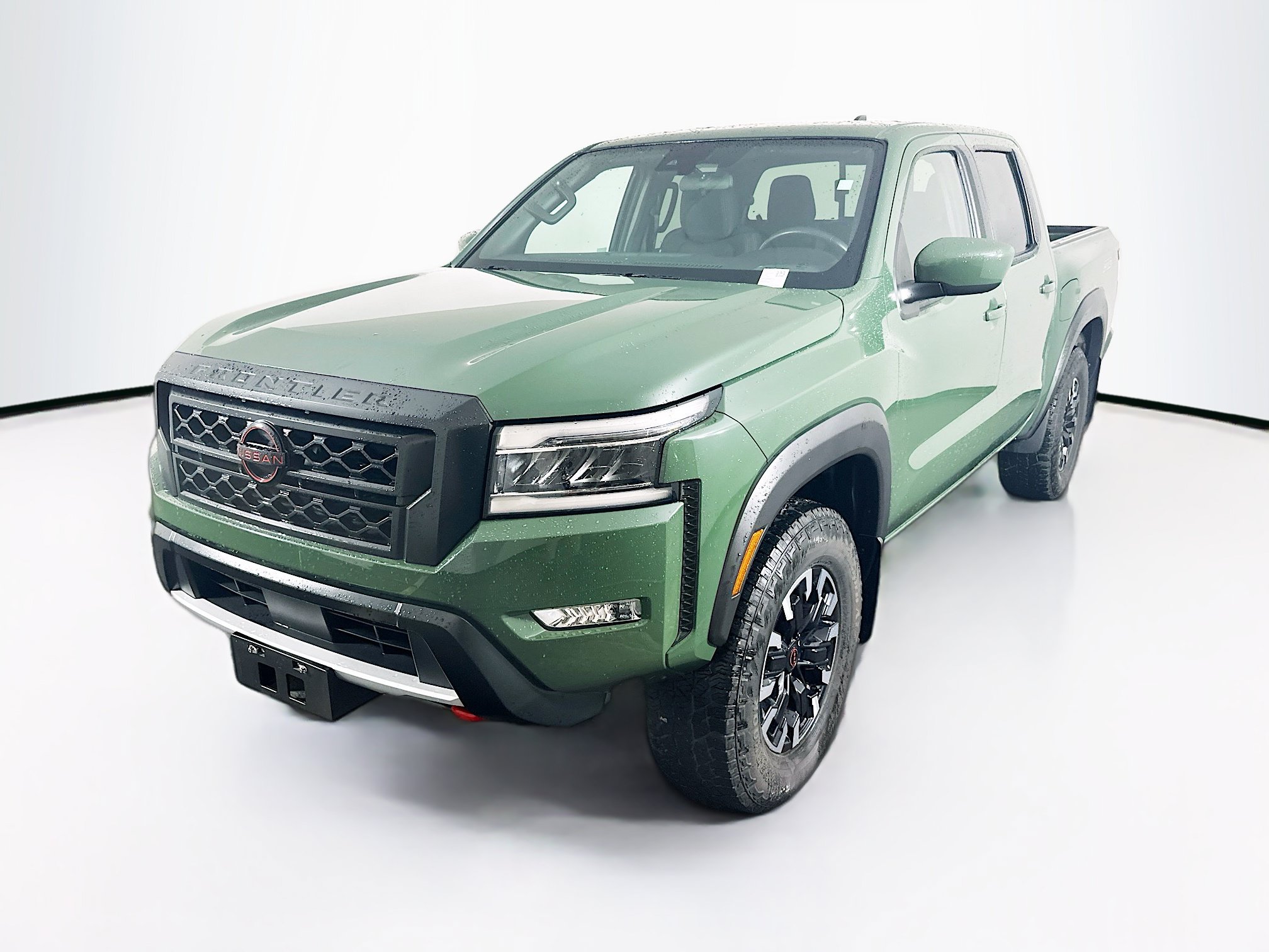 Used 2023 Nissan Frontier PRO-4X w/ Technology Package AWD/4WD image 3