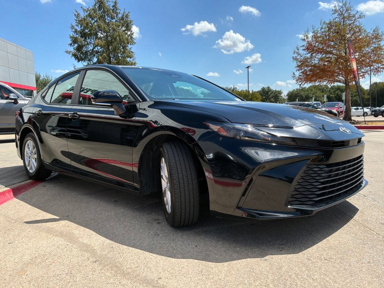 Used 2026 Toyota Camry LE FWD image 4