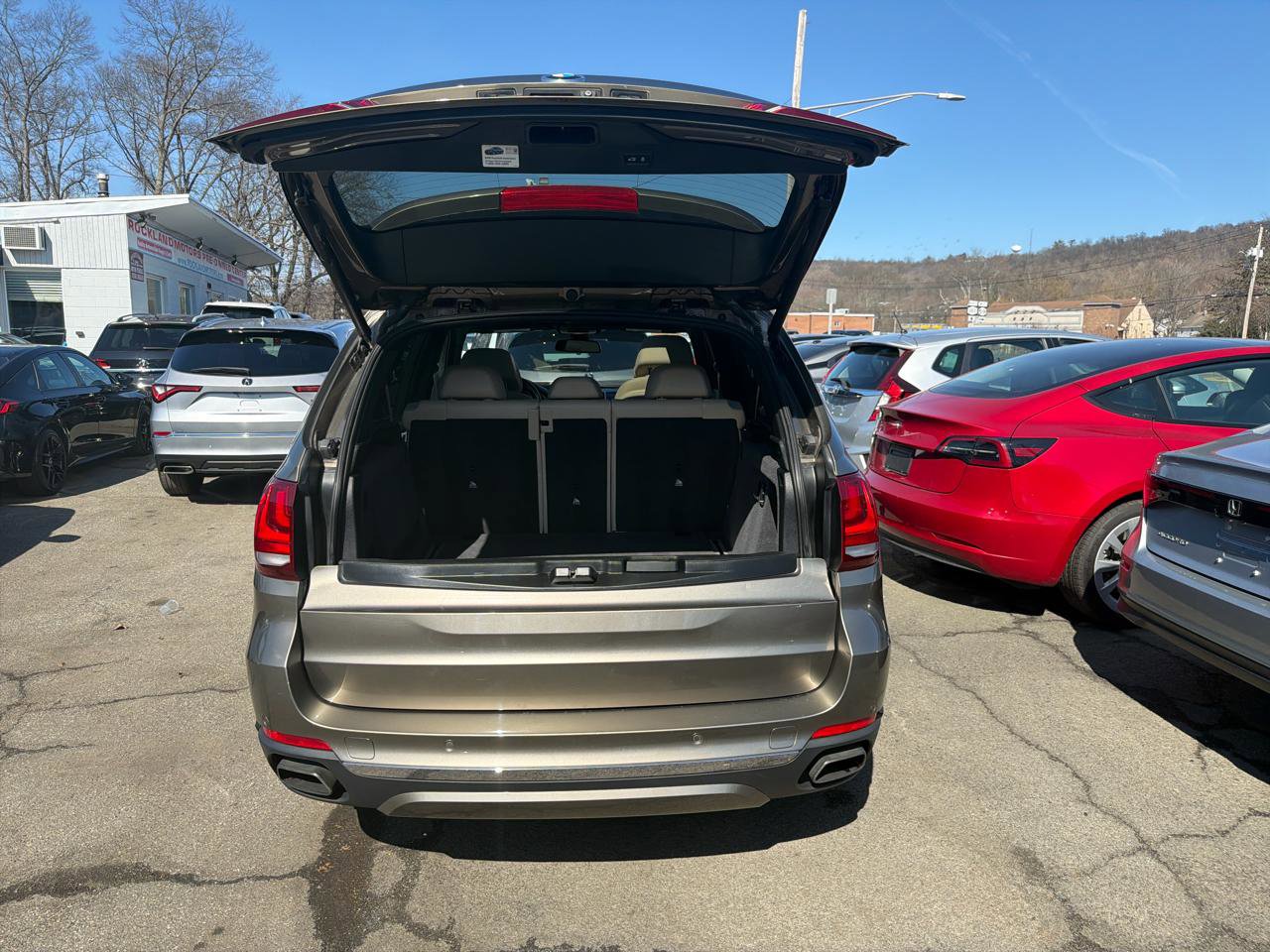 Used 2017 BMW X5 xDrive50i AWD/4WD image 9