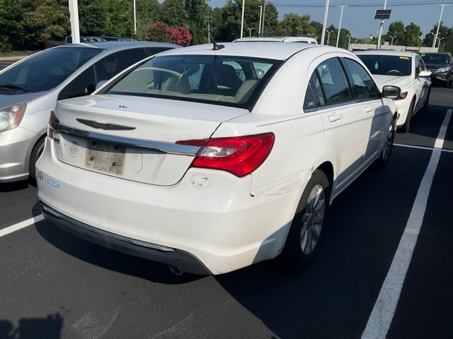 Used 2014 Chrysler 200 Touring FWD image 7
