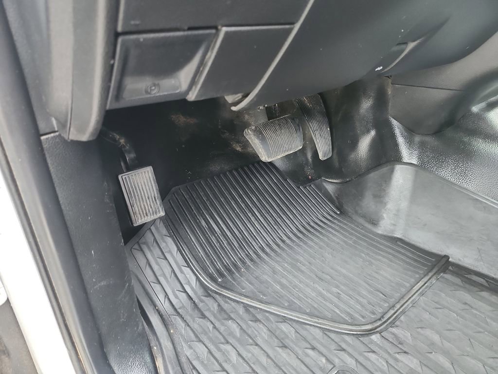 Used 2020 RAM 3500 Tradesman w/ Chrome Appearance Group image 36