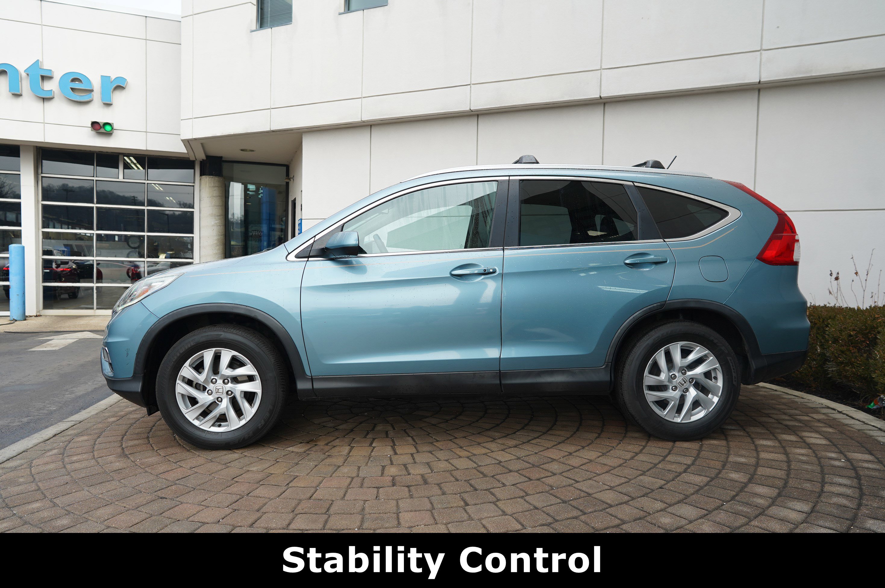 Used 2016 Honda CR-V EX-L image 19