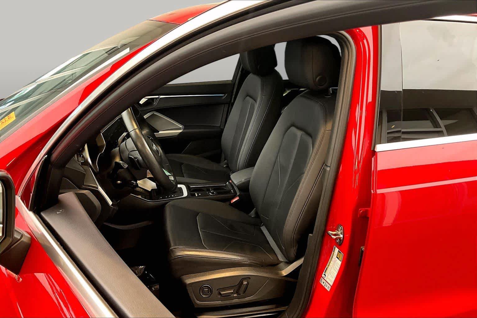 Used 2024 Audi Q3 2.0T Premium Plus AWD/4WD image 8