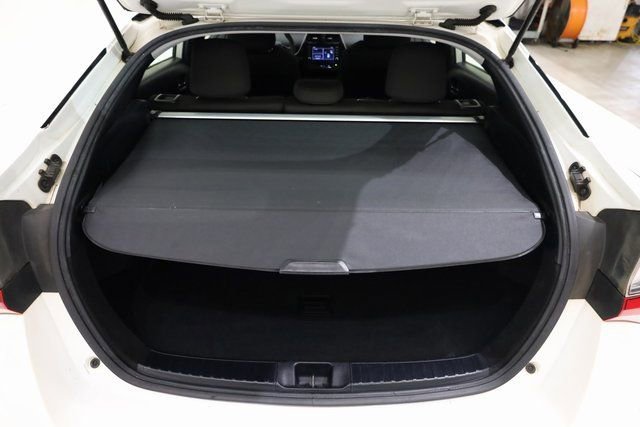 Used 2021 Toyota Prius LE image 32
