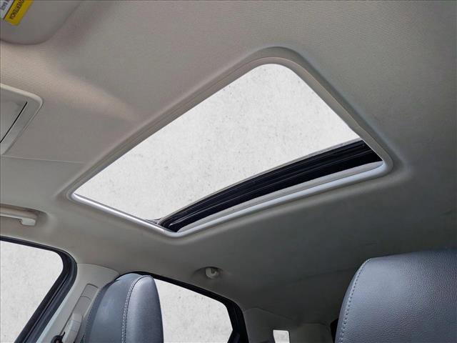 Used 2020 Ford EcoSport Titanium FWD image 16