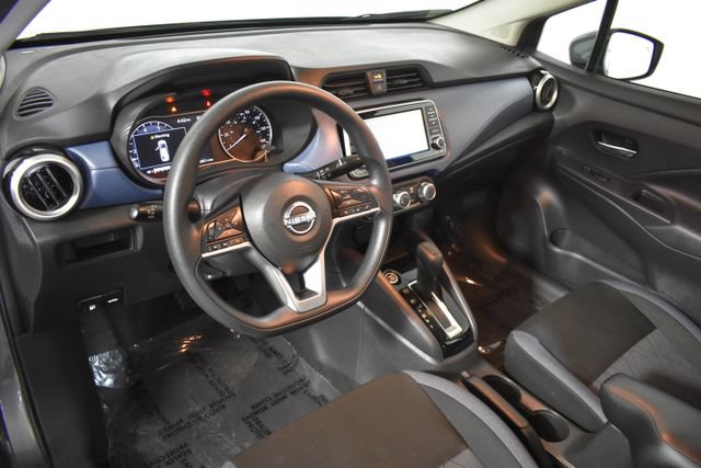 Used 2025 Nissan Versa SV w/ Trunk Package FWD image 12