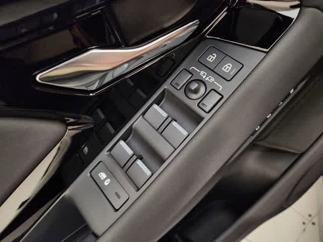Used 2026 Land Rover Range Rover Evoque S AWD/4WD image 22