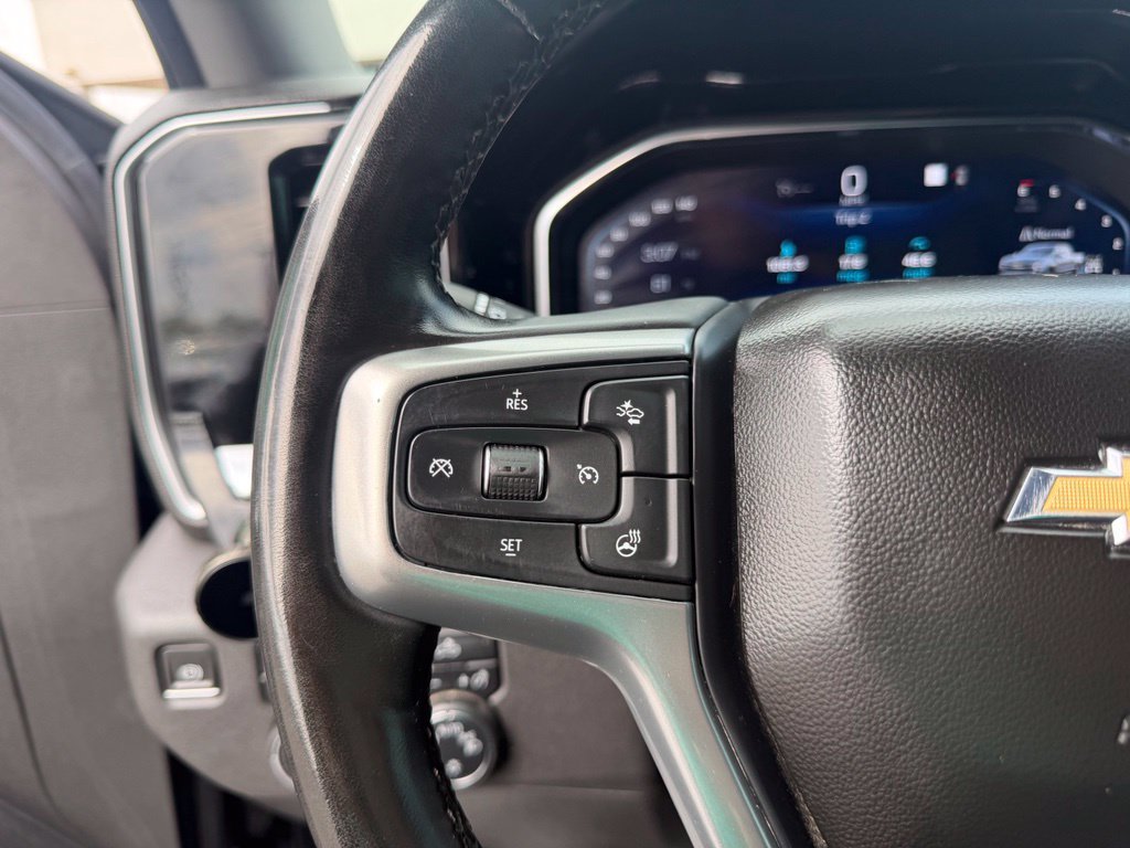 Used 2023 Chevrolet Silverado 1500 LT AWD/4WD image 29