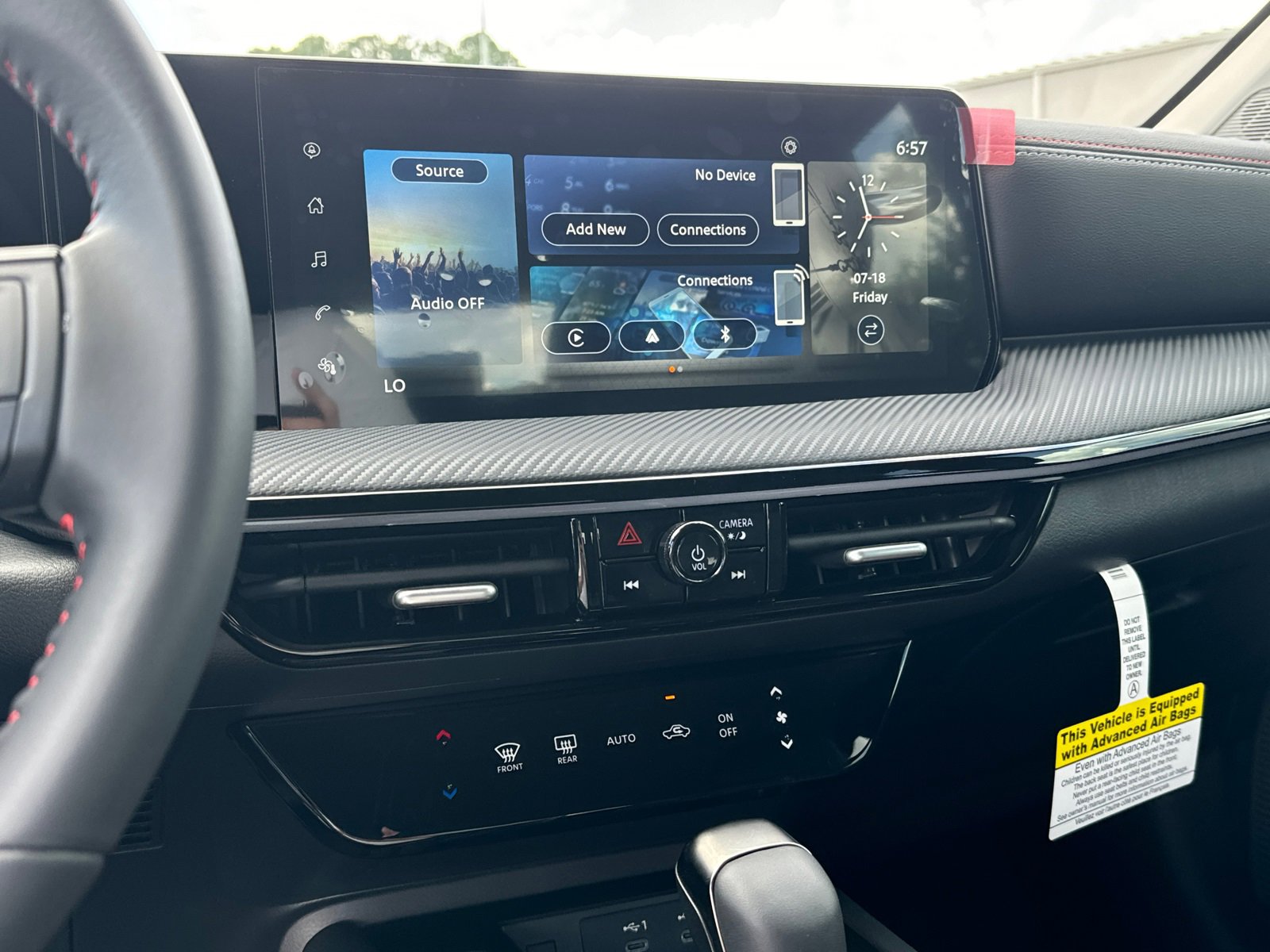 New 2025 Nissan Kicks SR w/ Interior Electronics Package image 25