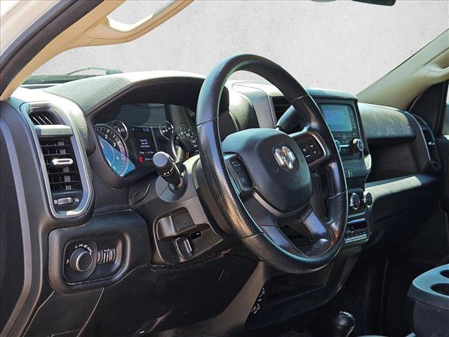 Used 2020 RAM 3500 Tradesman w/ Chrome Appearance Group AWD/4WD image 9