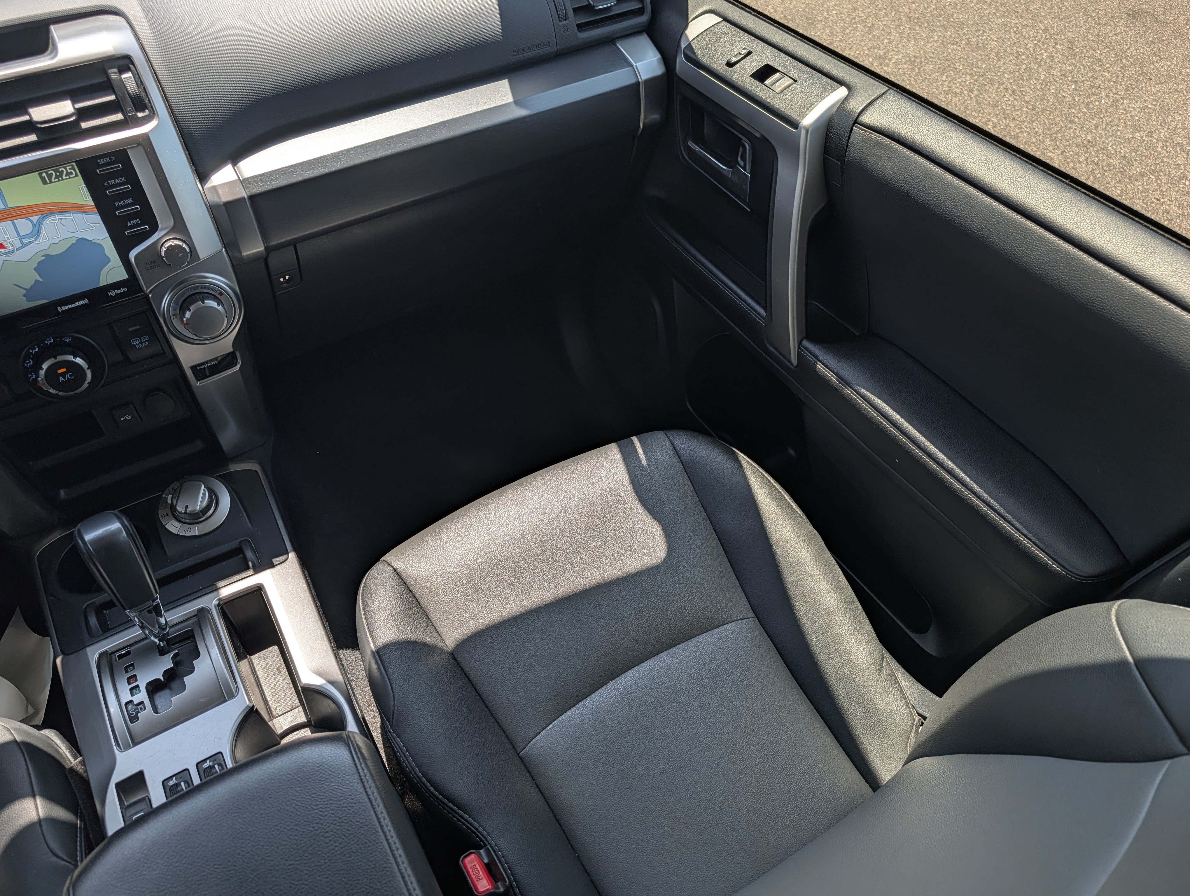 Certified 2024 Toyota 4Runner SR5 Premium AWD/4WD image 11