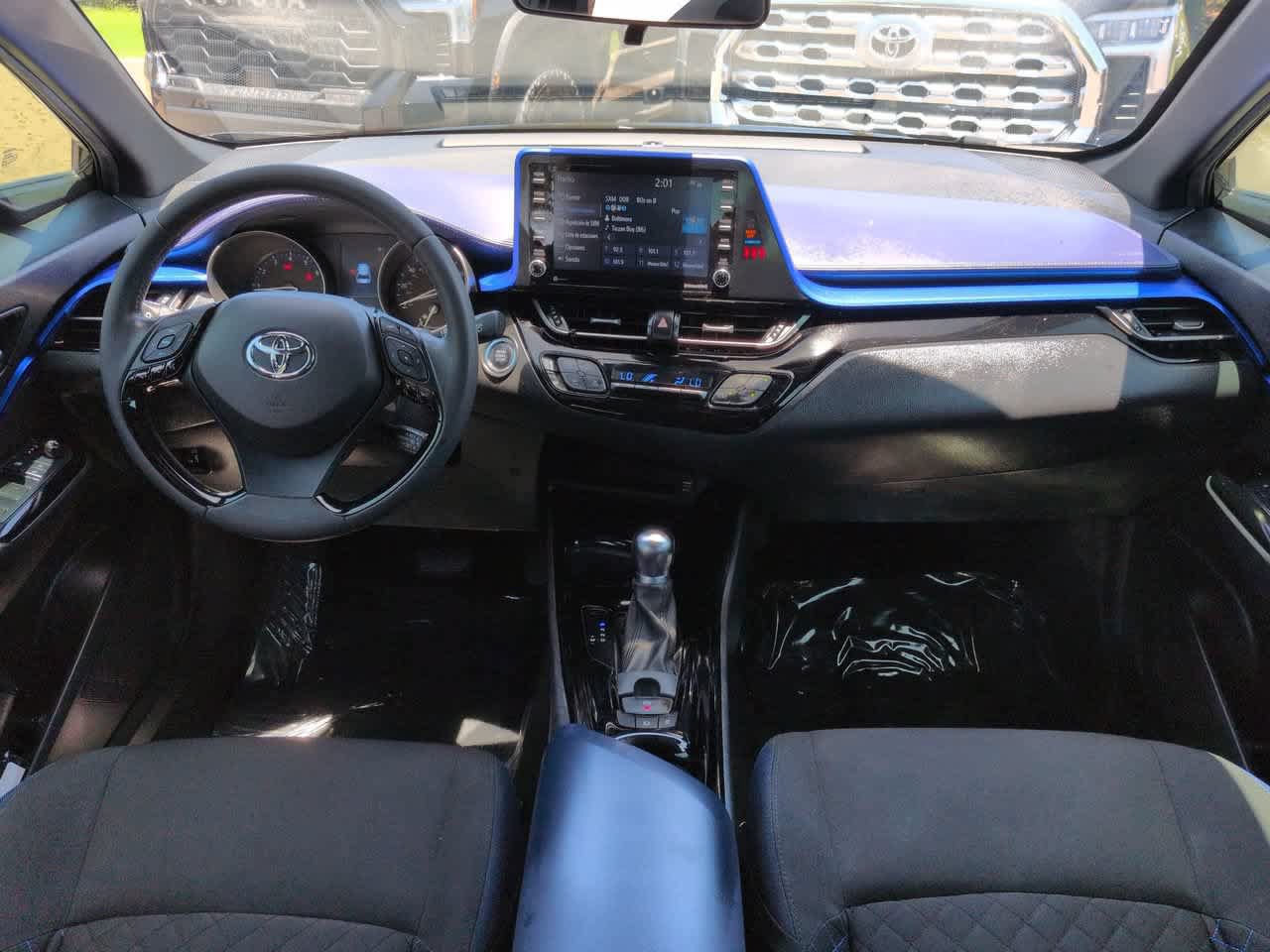 Used 2021 Toyota C-HR XLE FWD image 14