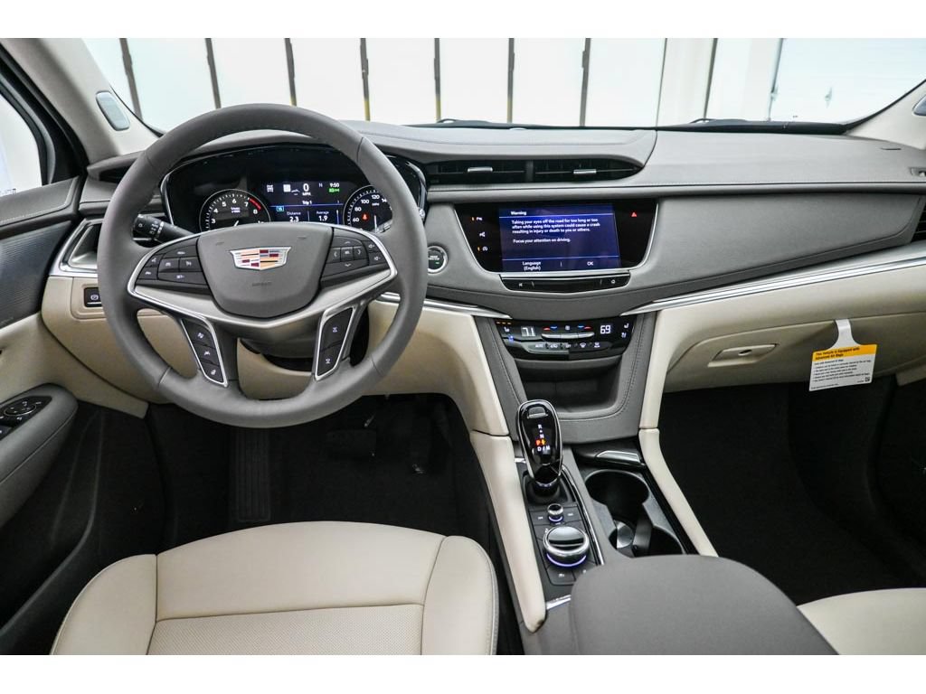 New 2026 Cadillac XT5 Premium Luxury w/ Driver Assist Package AWD/4WD image 14
