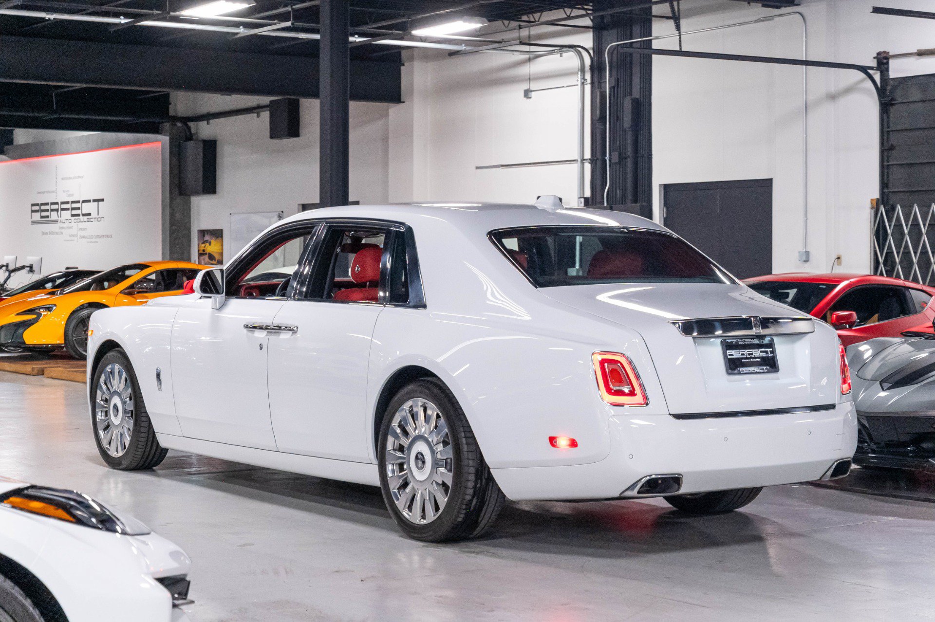 Used 2019 Rolls-Royce Phantom Sedan RWD image 72
