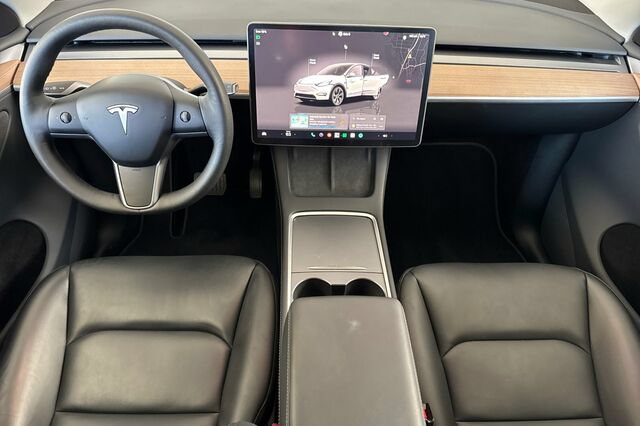 Used 2024 Tesla Model Y Long Range AWD/4WD image 13
