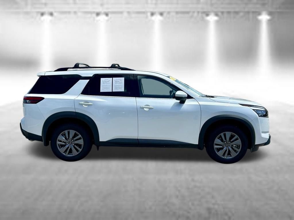 Certified 2025 Nissan Pathfinder SV w/ SV Premium Package FWD image 5