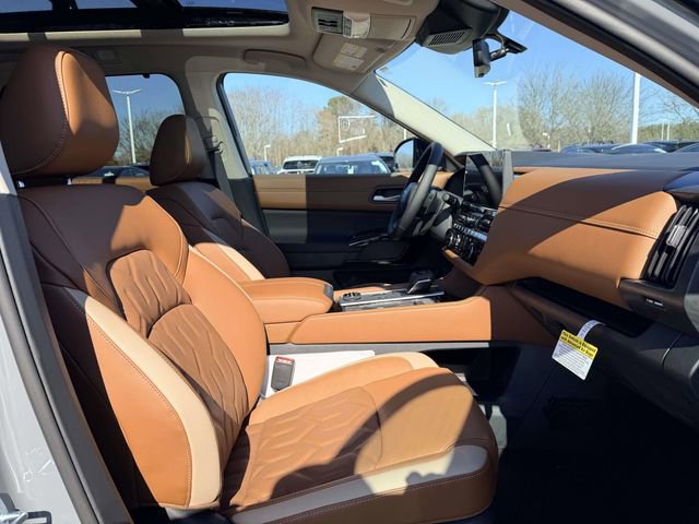 New 2026 Nissan Pathfinder Platinum image 10