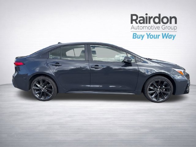 Used 2025 Toyota Corolla SE w/ SE Premium Package FWD image 8