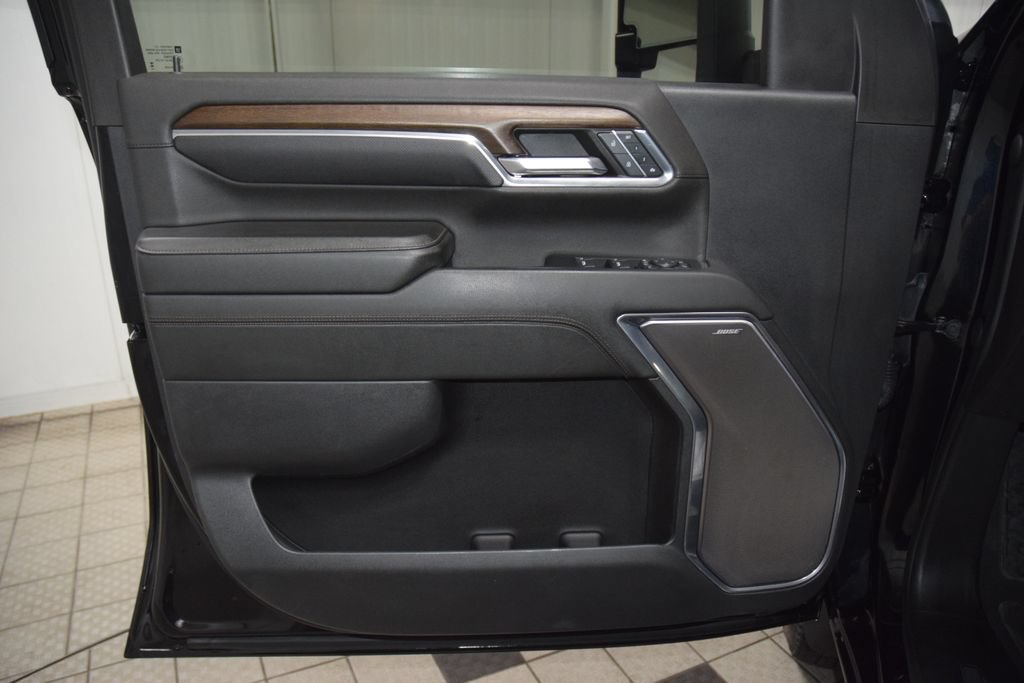 Used 2024 Chevrolet Silverado 3500 High Country w/ High Country Premium Package AWD/4WD image 54