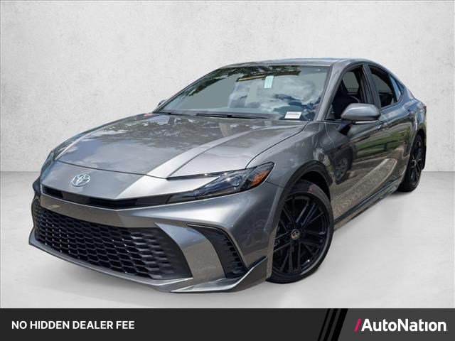 Used 2025 Toyota Camry SE FWD image 1