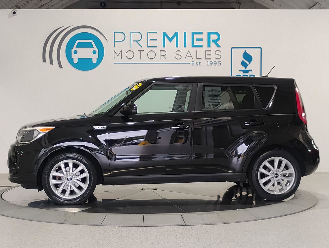 Used 2019 Kia Soul + FWD image 2