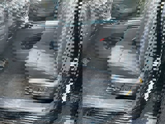 Used 2025 Nissan Rogue SV image 20