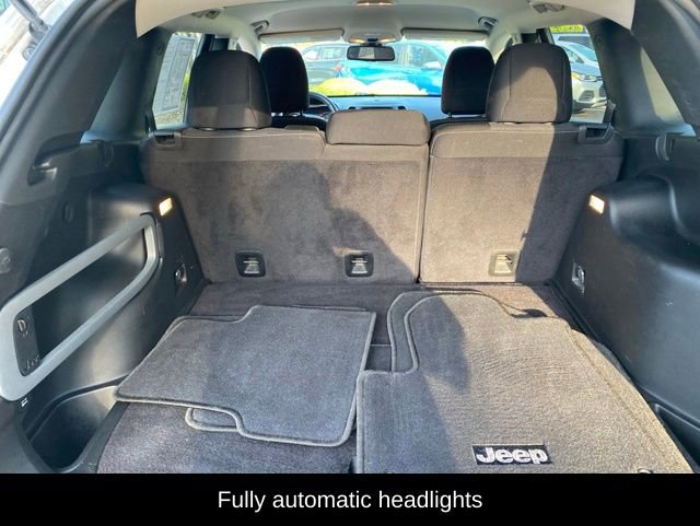 Used 2015 Jeep Cherokee Latitude AWD/4WD image 5