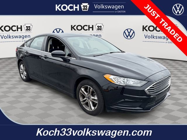 Used 2018 Ford Fusion SE w/ Fusion SE Technology Package image 1