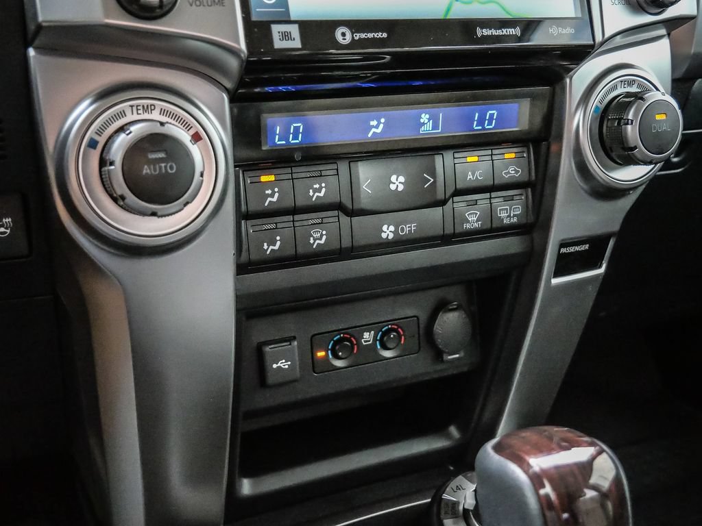 Used 2024 Toyota 4Runner Limited AWD/4WD image 41