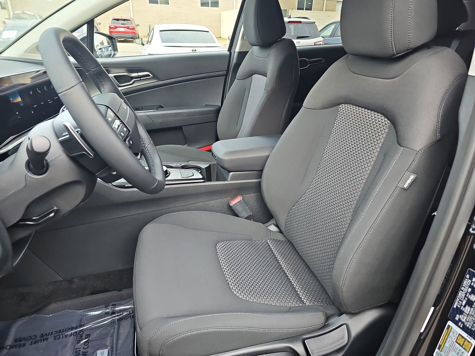 New 2026 Kia Sportage LX FWD image 15