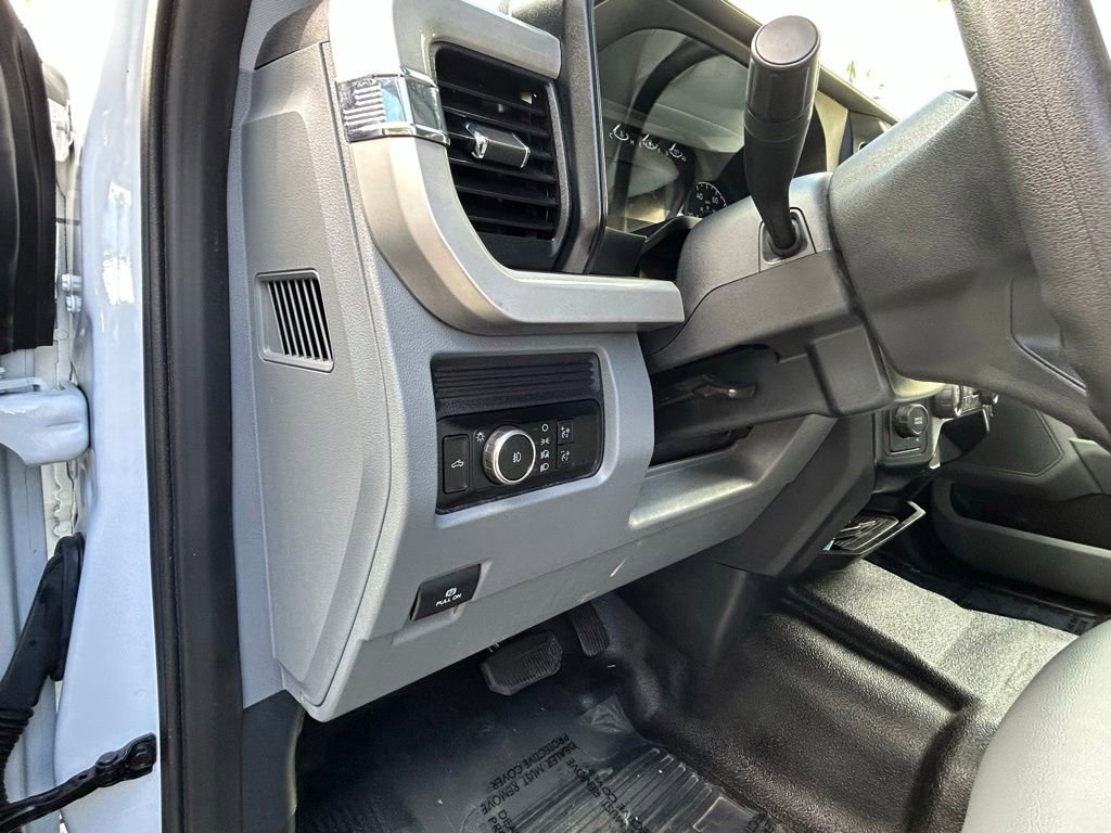 Used 2024 Ford F350 XL image 17