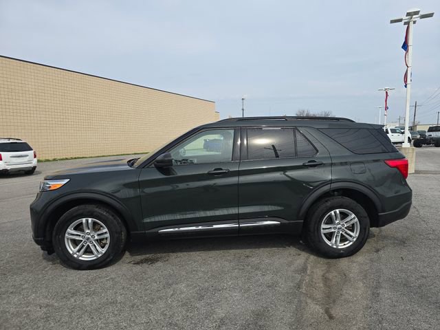 Used 2023 Ford Explorer XLT w/ Equipment Group 202A image 8