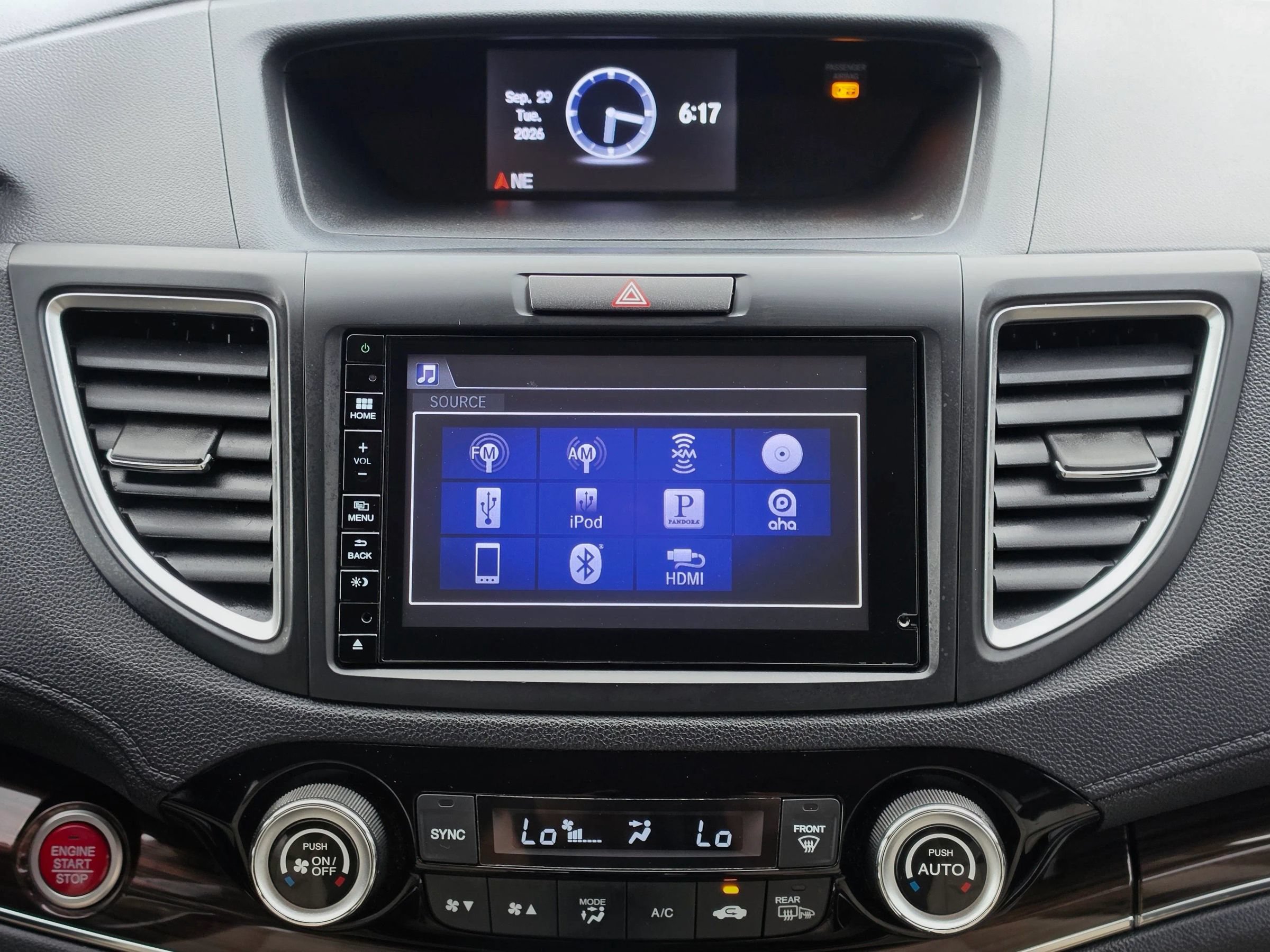 Used 2015 Honda CR-V Touring image 11