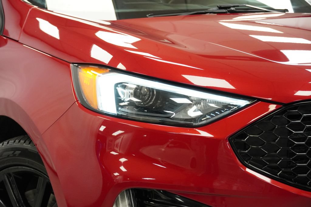 Used 2021 Ford Edge ST-Line FWD image 32