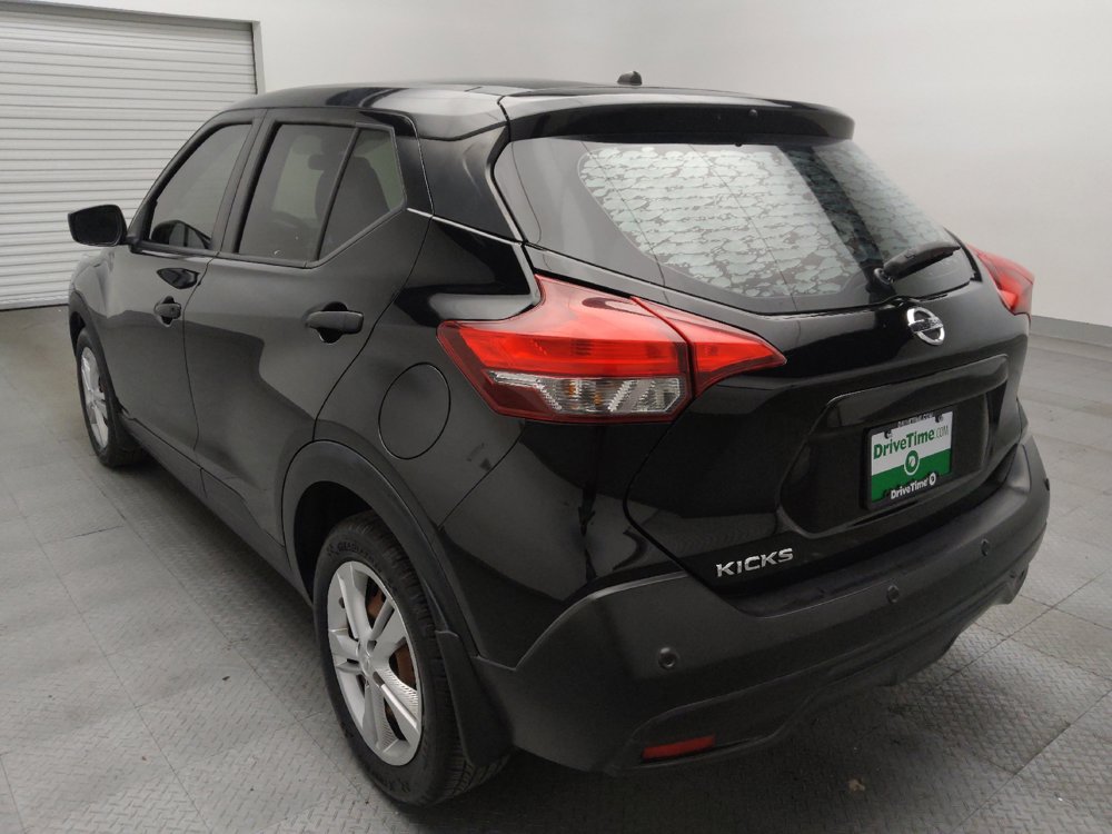 Used 2020 Nissan Kicks S FWD image 5