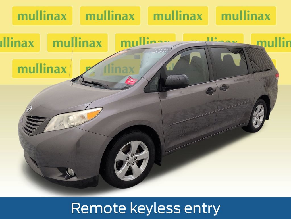 Used 2013 Toyota Sienna L FWD image 10