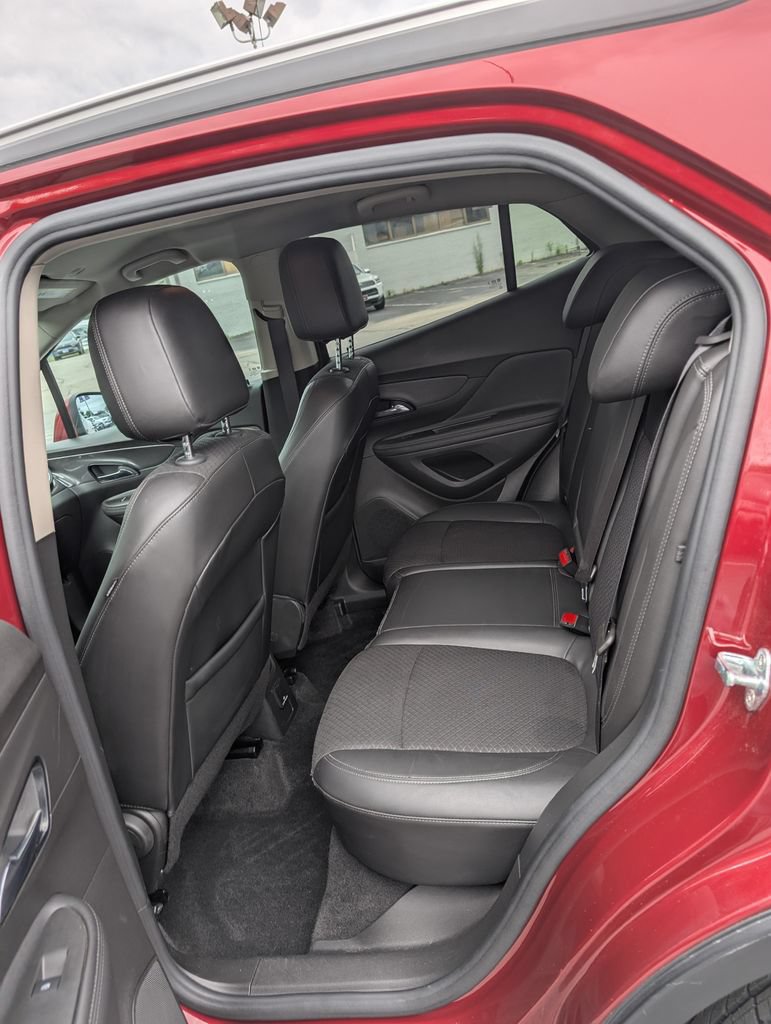 Used 2022 Buick Encore Preferred w/ Safety Package AWD/4WD image 15